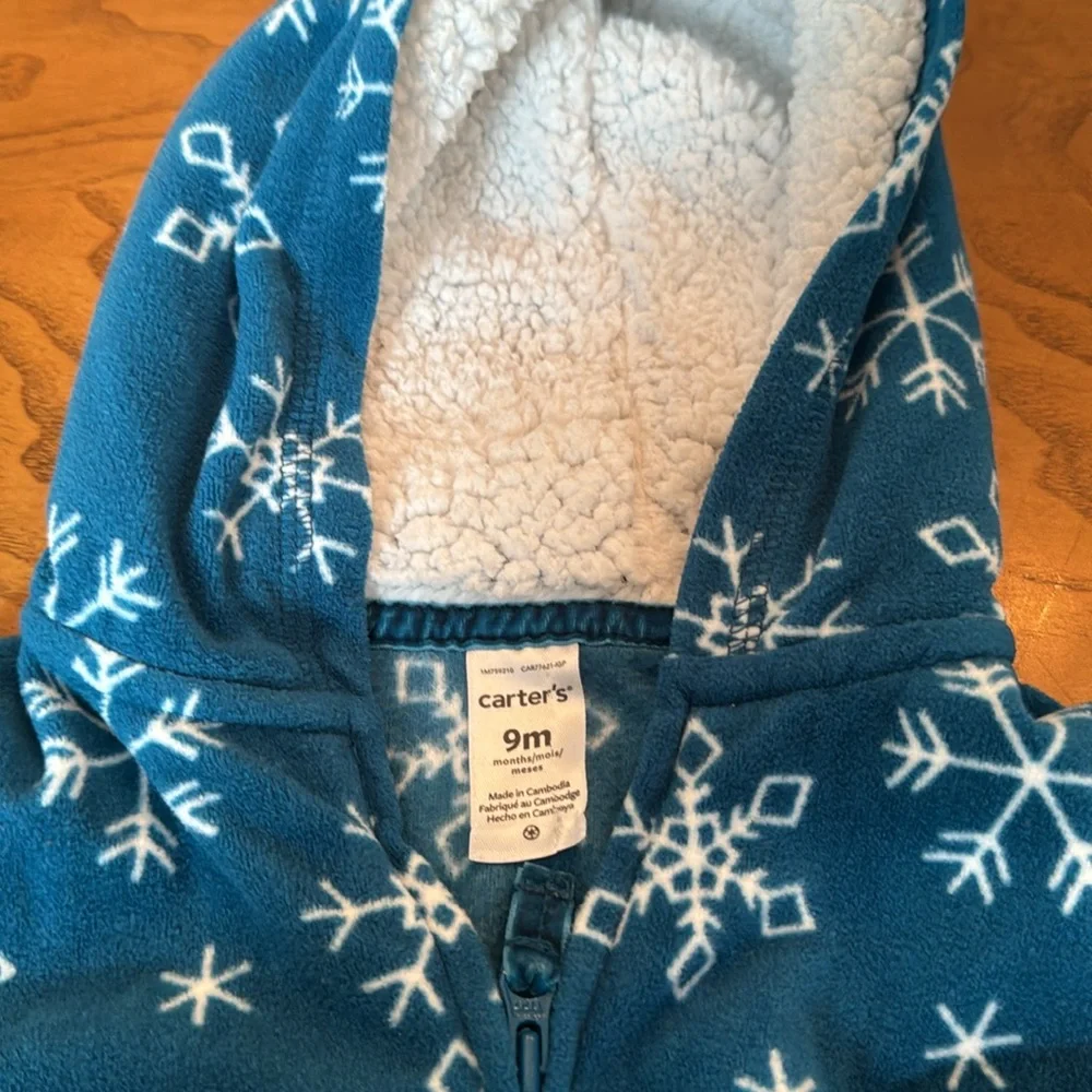 Carter's 9 Month Fleece‎ Hooded Blue Snowflake Outfit one piece zip